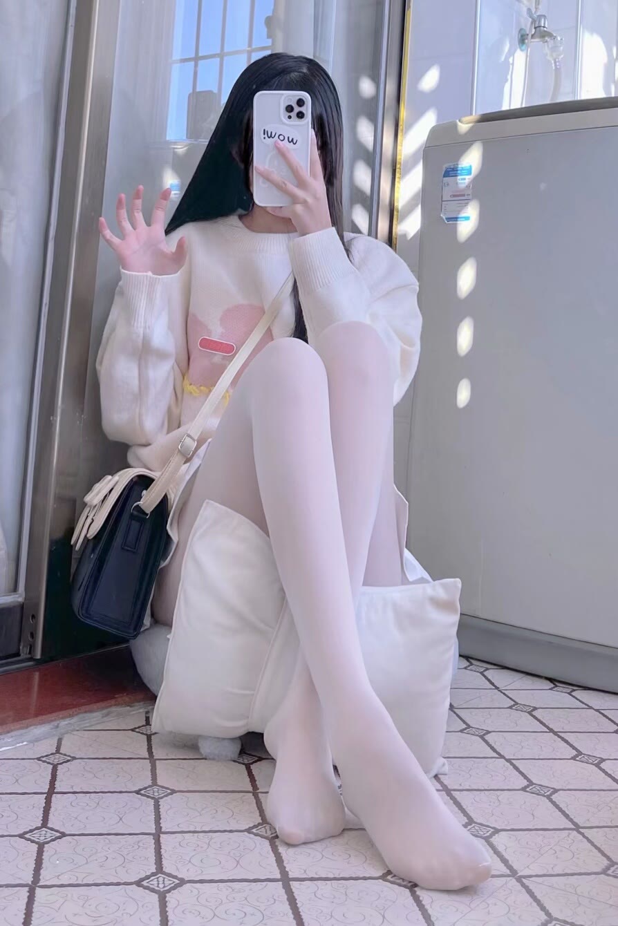 在角落的白丝超短裙大长腿小萝莉-希音跨境出海Sheinify - 外贸独立站建站运营一站式平台