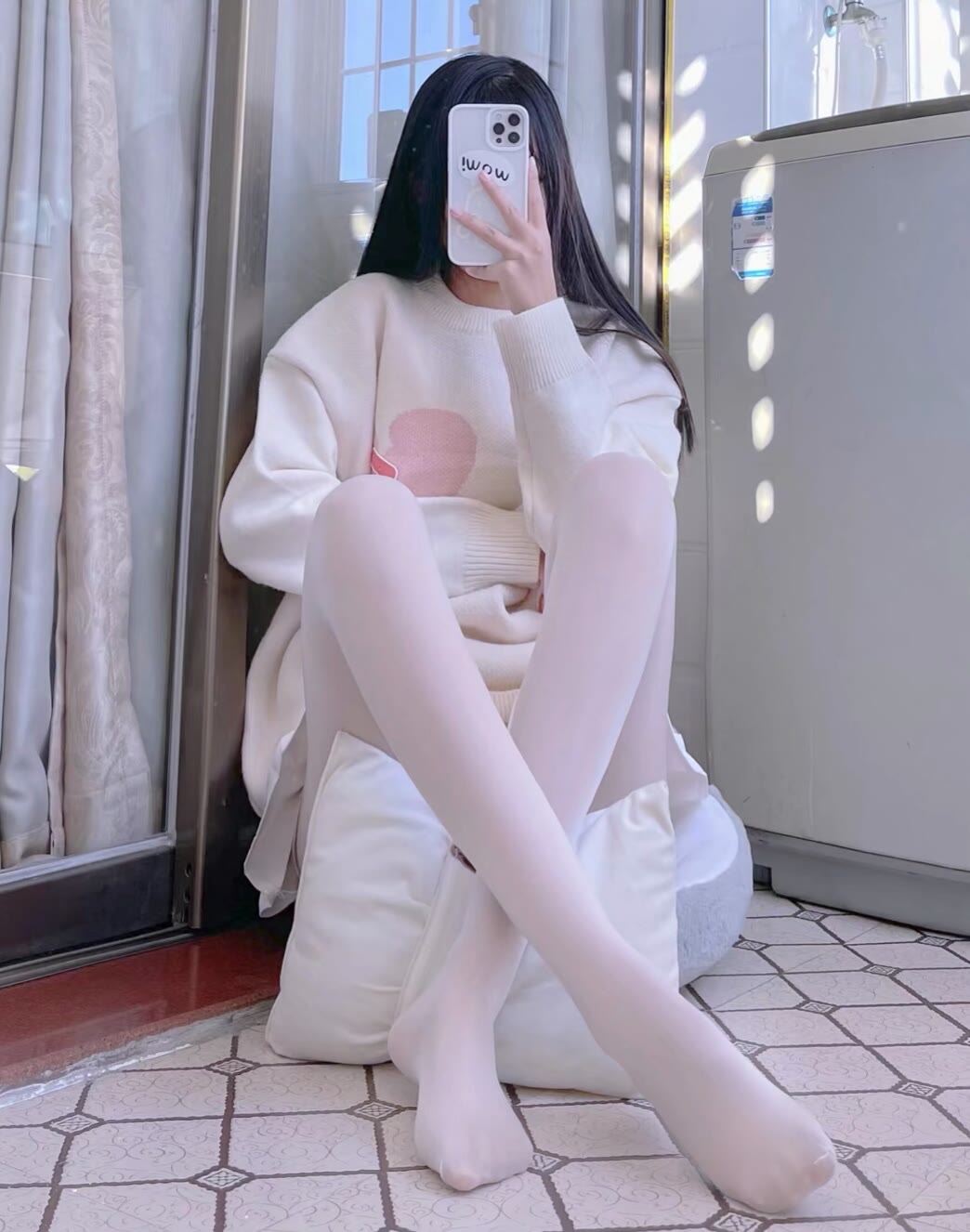 在角落的白丝超短裙大长腿小萝莉-希音跨境出海Sheinify - 外贸独立站建站运营一站式平台