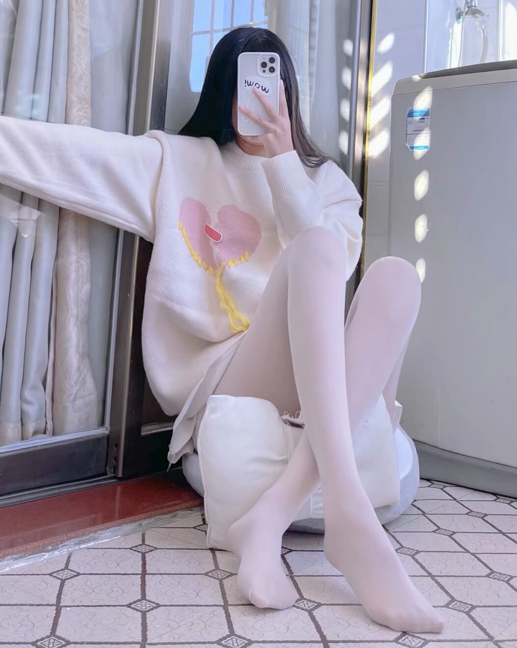 在角落的白丝超短裙大长腿小萝莉-希音跨境出海Sheinify - 外贸独立站建站运营一站式平台